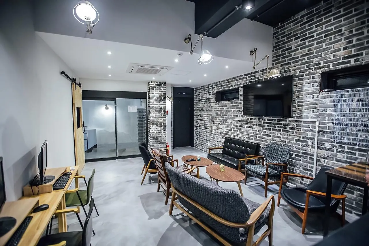 Hostel 96 Bun'Z Travelers Lodge Seoul