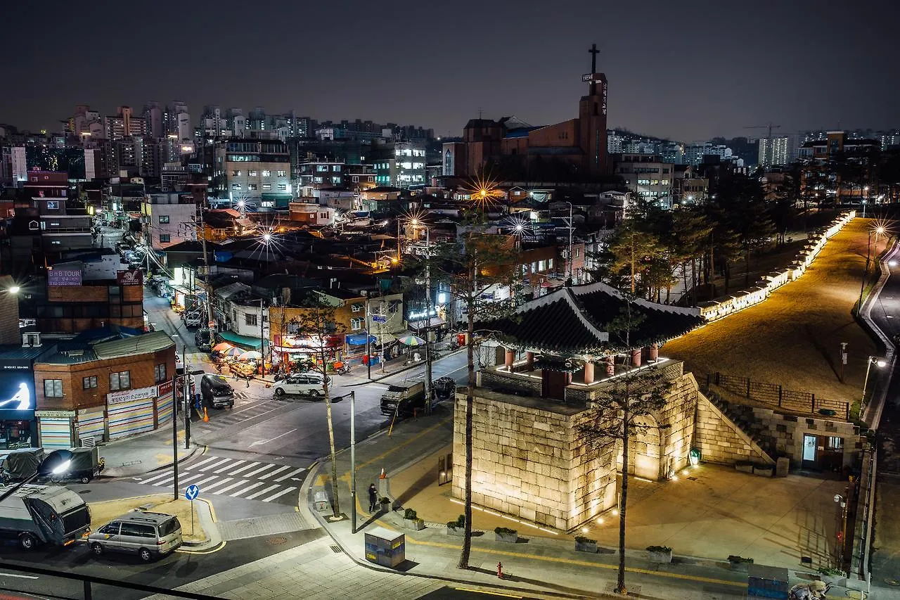 96 Bun'Z Travelers Lodge Seoul South Korea