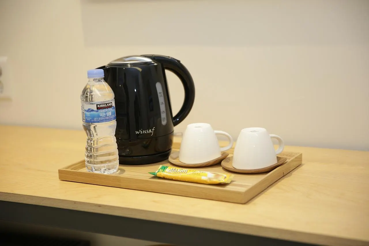 96 Bun'Z Travelers Lodge Seoul